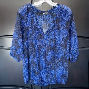 EXPRESS Sheer top. Size Medium.